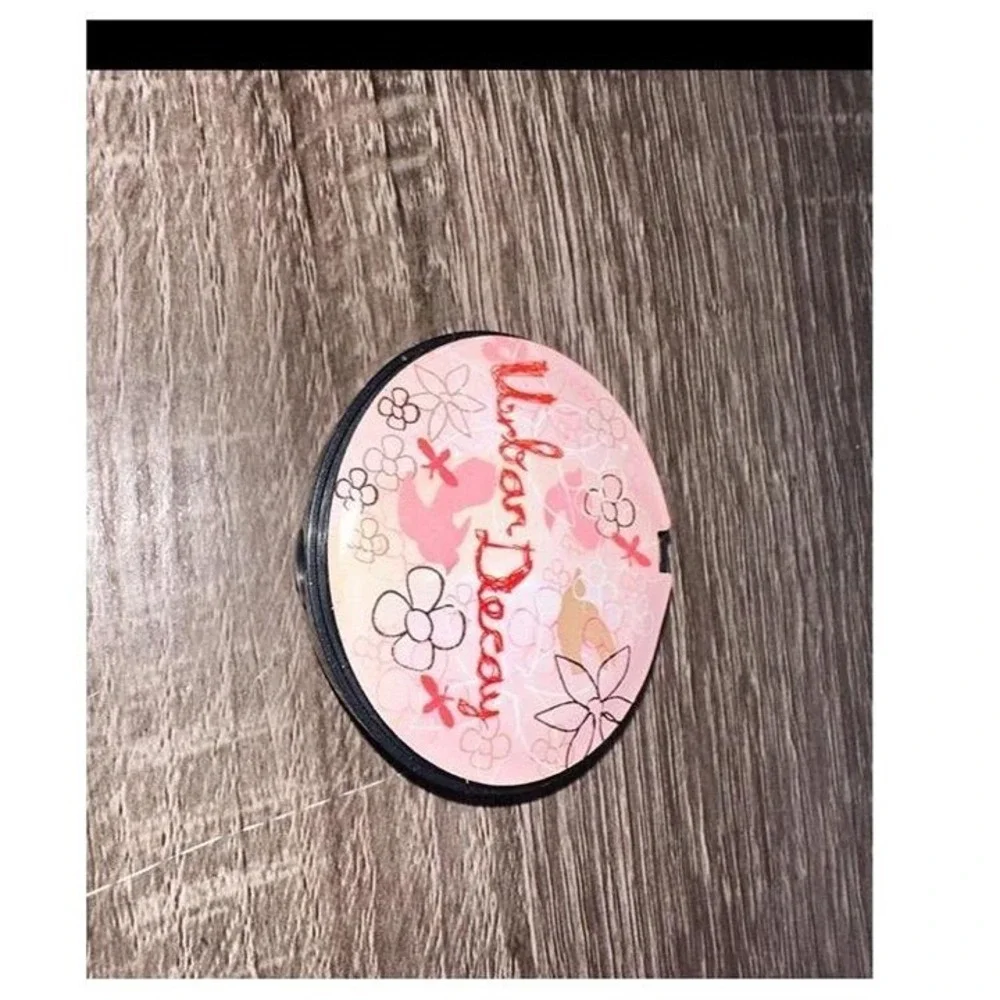 Urban Decay Heat eye shadow